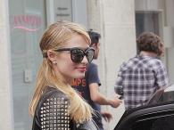 Paris Hilton przypadkiem pokazała bielizne